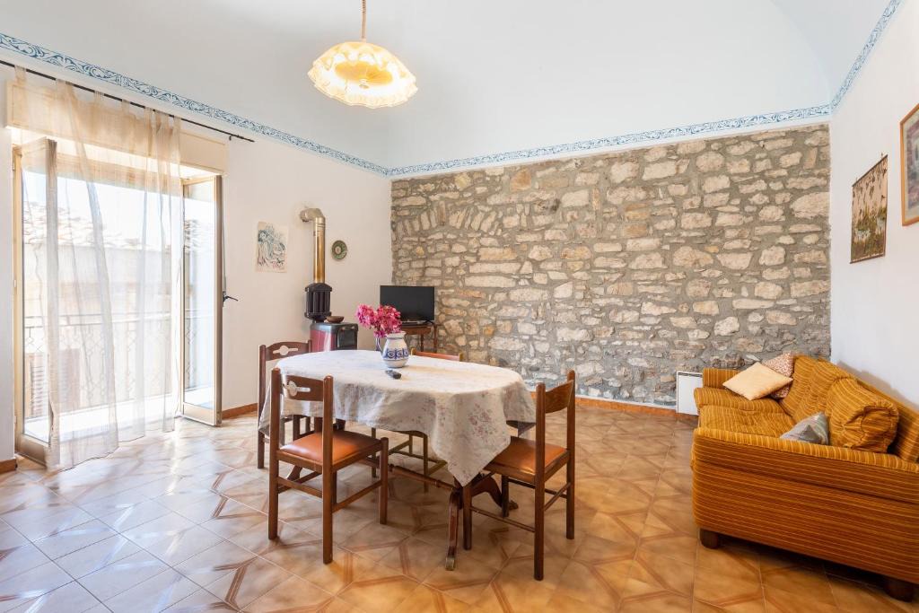 Prizzi Apartment | Il Baglio Antico