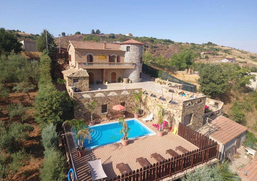 Raffo House | Il Castello