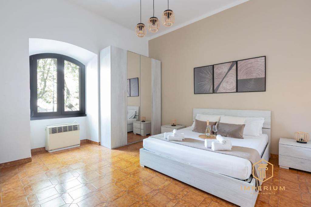 Esquilino Apartment | Imperium Merulana House - 2 steps from Colosseum, 3 Bedrooms, A-C