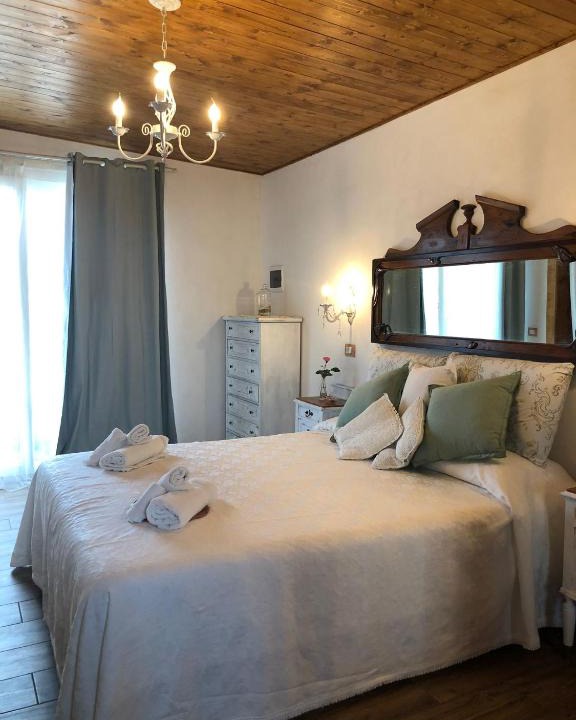 Castelvetrano House | Jess & Joe's