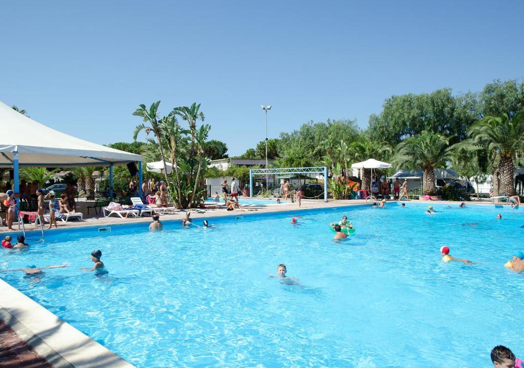 Seccagrande Resort | Kamemi Village & Camping