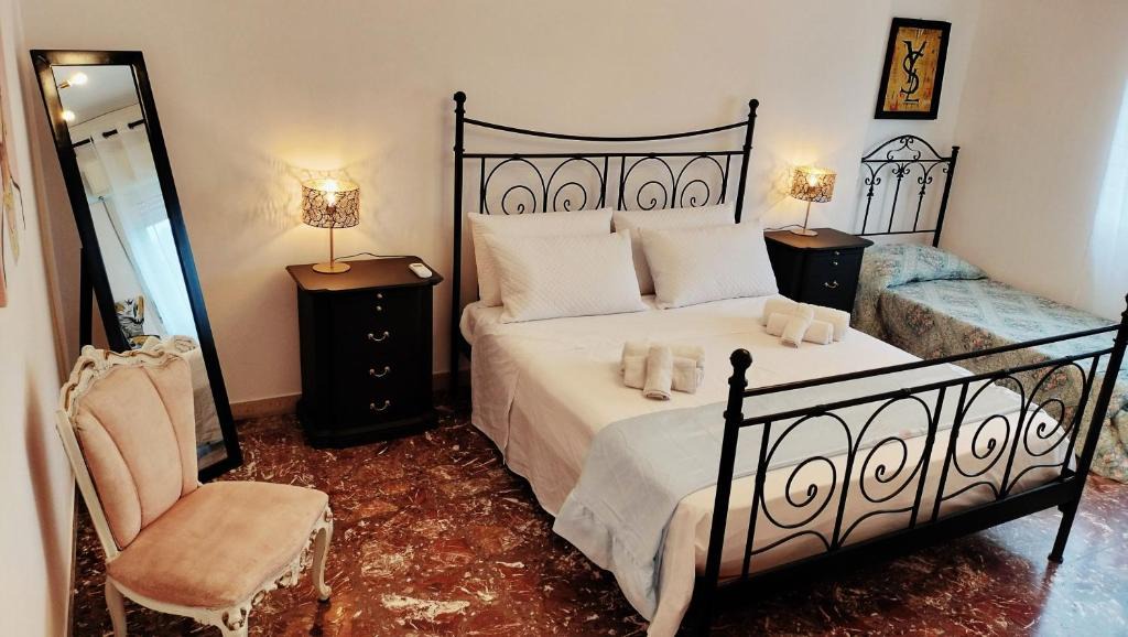 Messina Apartment | LA BARONESSA apartment- vicinissimo al policlinico