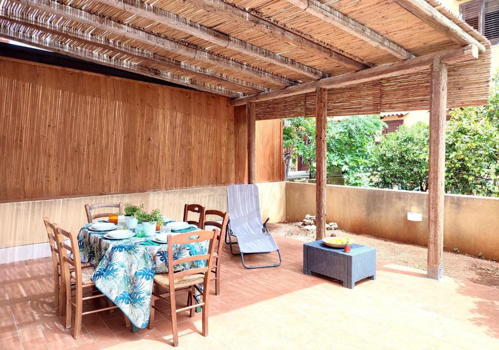 Castelluzzo House | La casa dei pesci dipinti