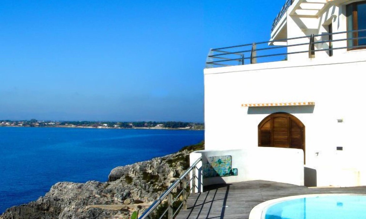 Plemmirio Apartment | La Rosa sul Mare by Interhome