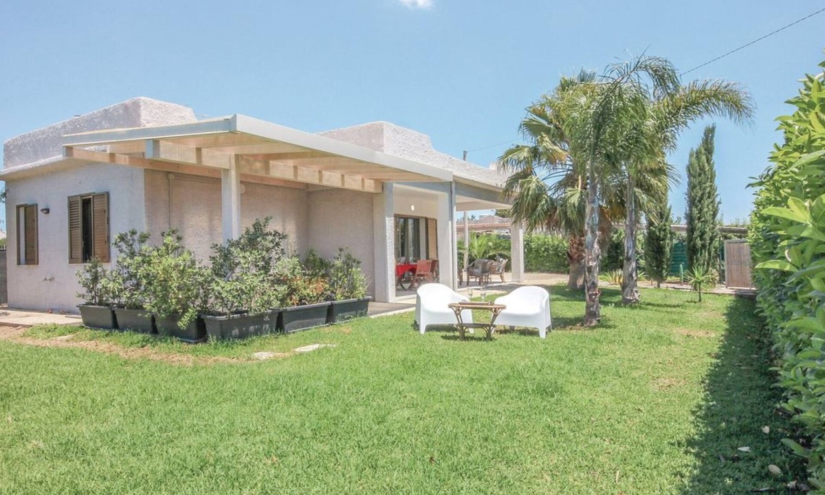 Porto Palo House | LILLA VILLA - MENFIELD PORT (AG)