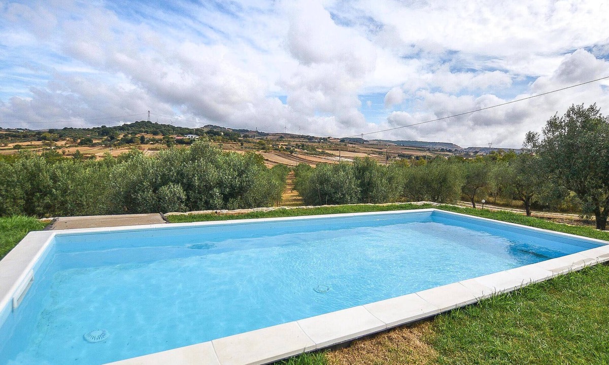 Monterosso Almo House | Lovely home in Monterosso Almo