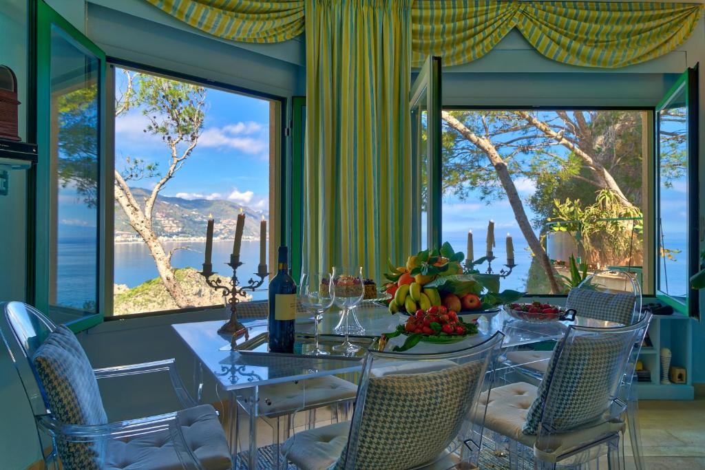 Mazzaro Apartment | Luxury Apartment and Charm Sea View Isola Bella