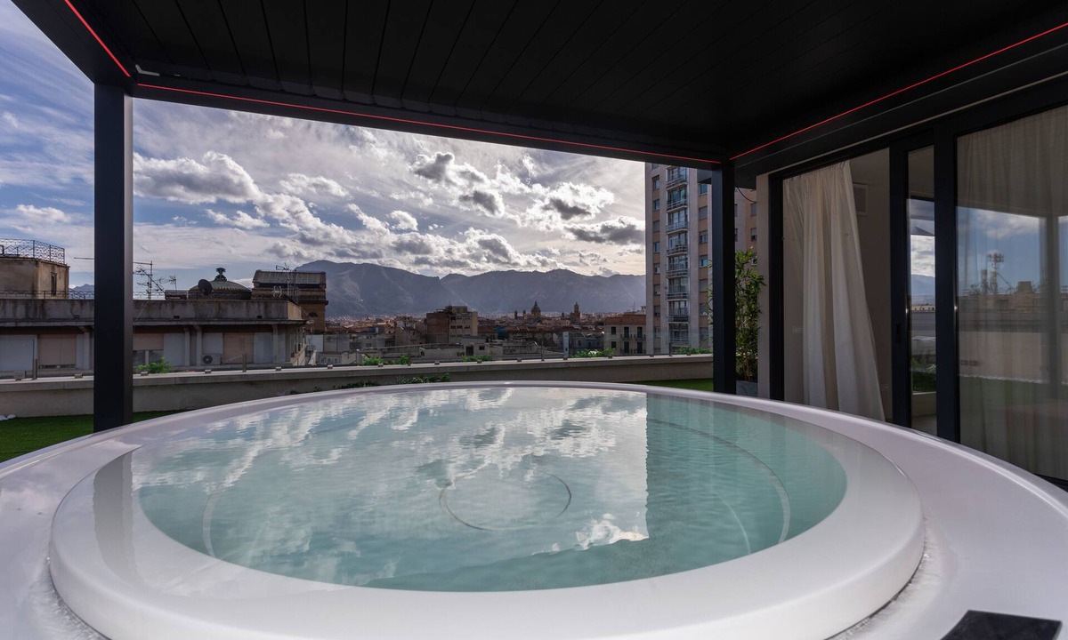 Ruggero Settimo House | Luxury Attico Massimo spa