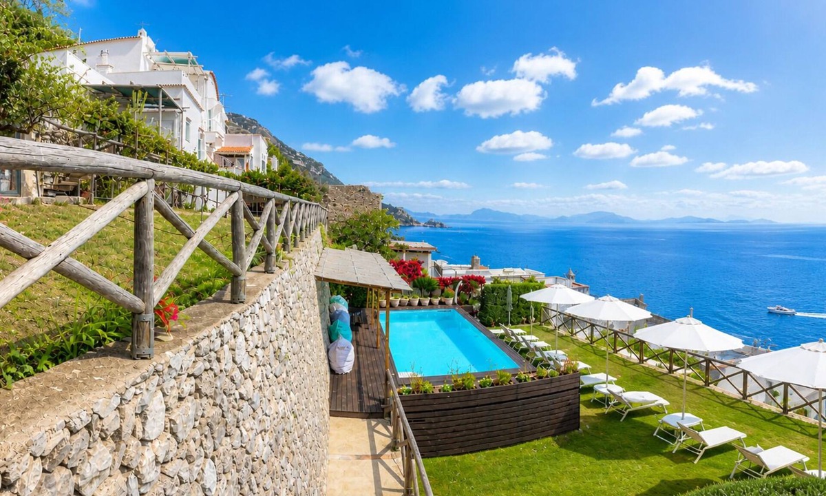 Praiano Villa | Luxury Seafront Villa in Praiano with Spa and Indoor Heated Pool