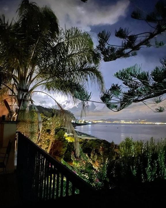 Mili San Pietro Bed & Breakfast | Maison Canopée