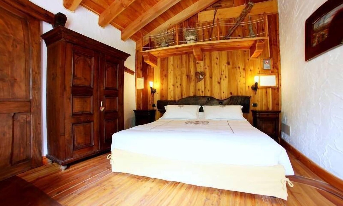 Mae Bed & Breakfast | Maison Dominique