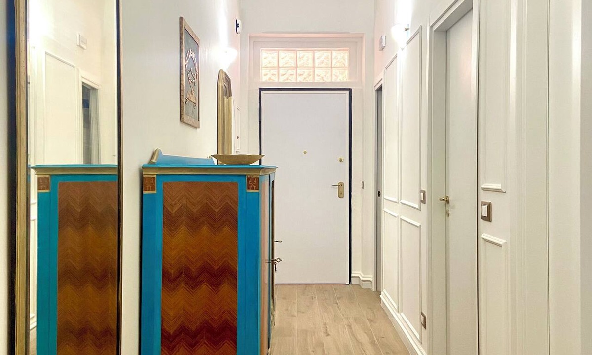 Reggio Calabria Apartment | MAISON MARTINE: Elegance Just a Stone's Throw from the Museum