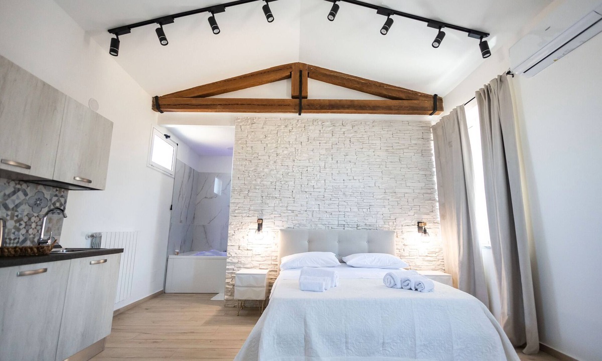 Corso dei Mille - Sant'Erasmo Apartment | Mangano Suite Apartment