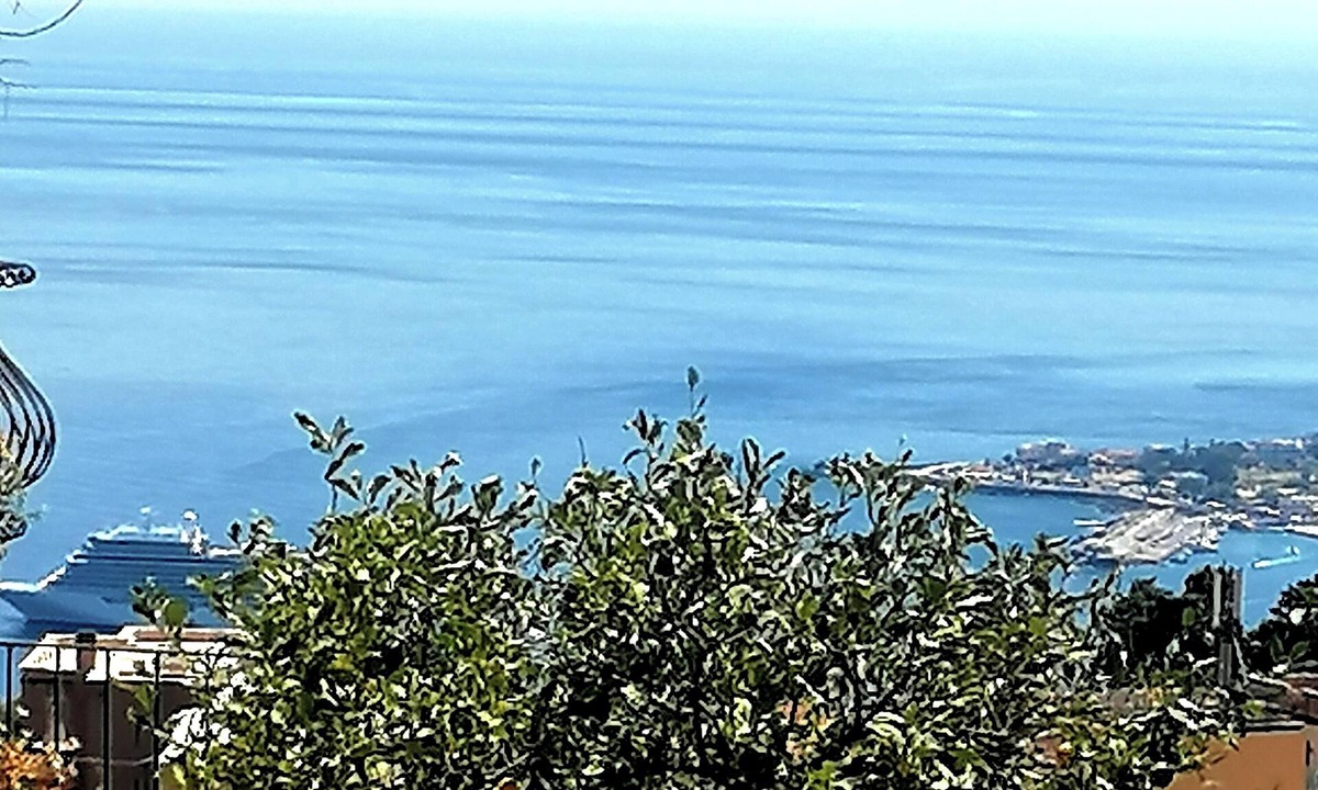Taormina Apartment | Marina's Apartment, New bright apartment in Taormina center