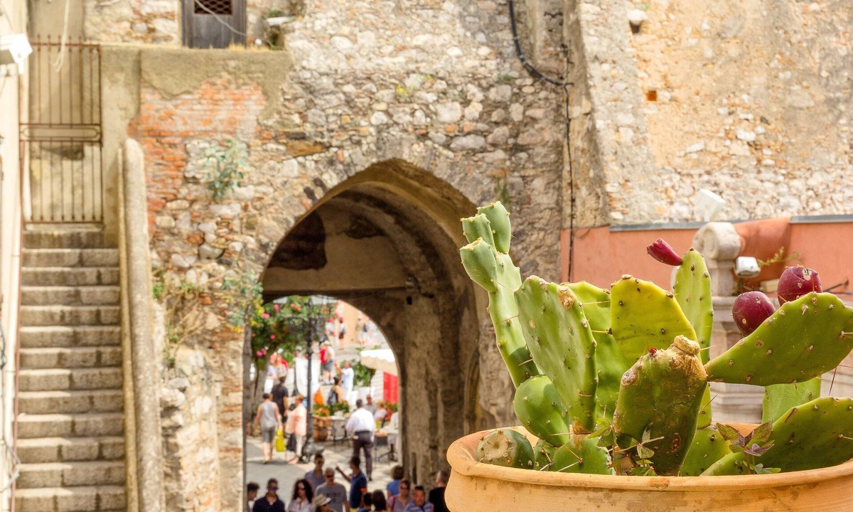 Taormina City Centre Apartment | MARINELLA SUITE - Apartment in the center of Taormina