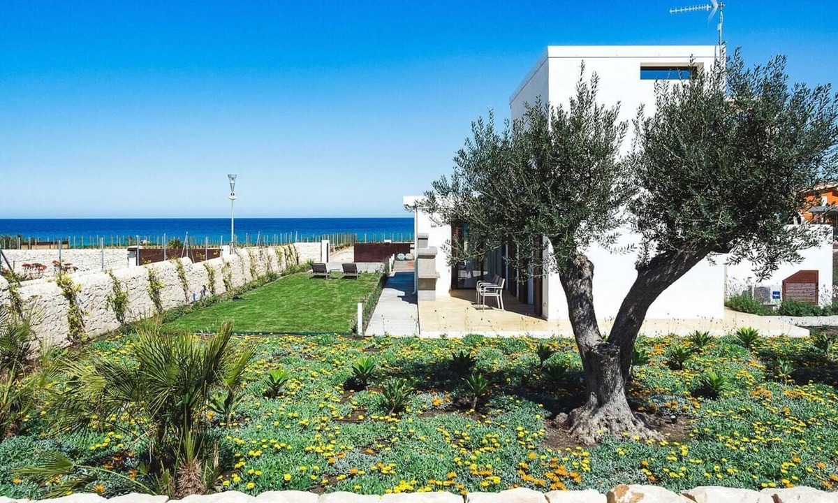 Reitani Villa | Marza Residence – Alzavola and Grigia - Two villas with pools
