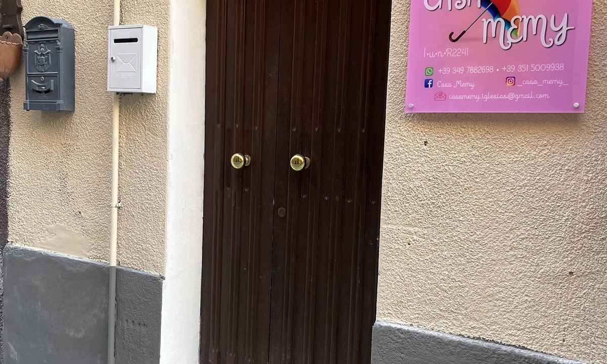 Iglesias Historic Centre House | Memy House
