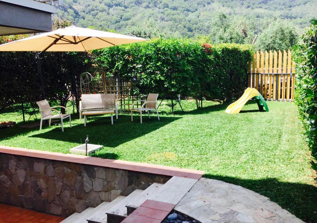 Santa Tecla House | Midnight Holiday House