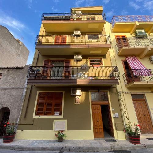 Oliveri Apartment | Miramare Oliveri
