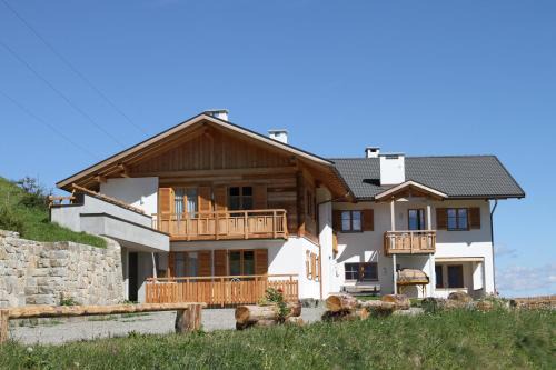 Santa Valburga Apartment | Mitterhof