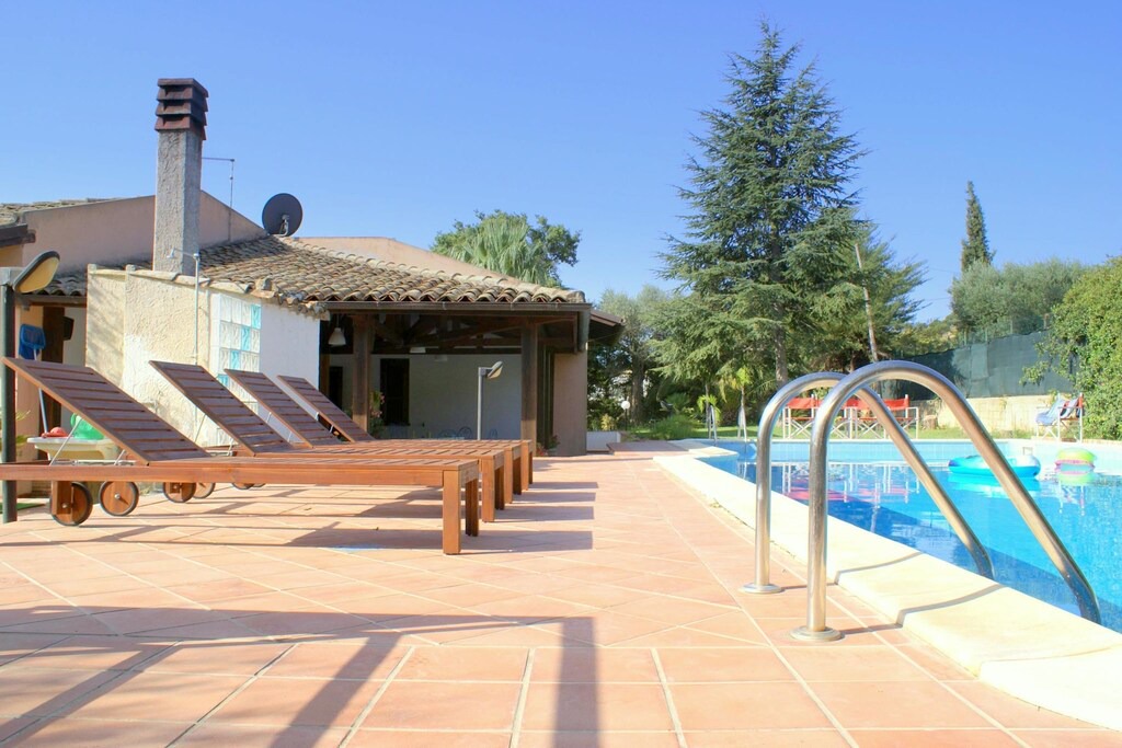 Caltagirone Villa | Modern Villa in Caltagirone Italy with Private Pool
