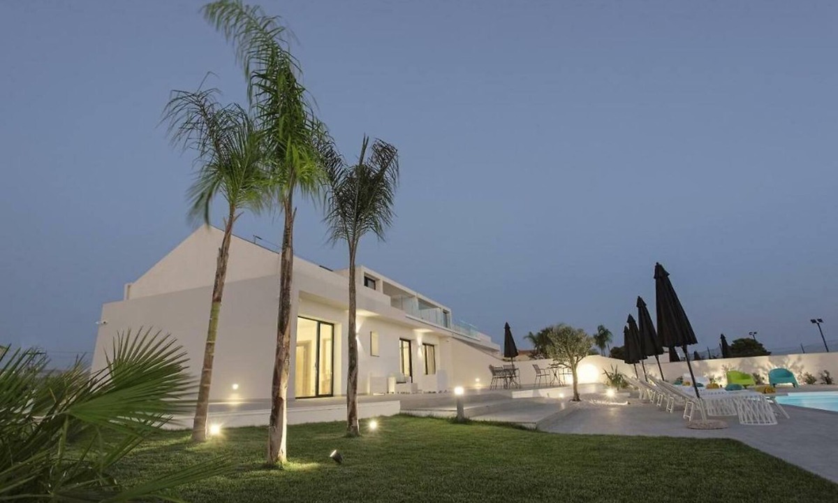 Agrigento Bed & Breakfast | Modern villa with all comforts. 2 minutes from the sea and 5 from the Valley Of The Temples