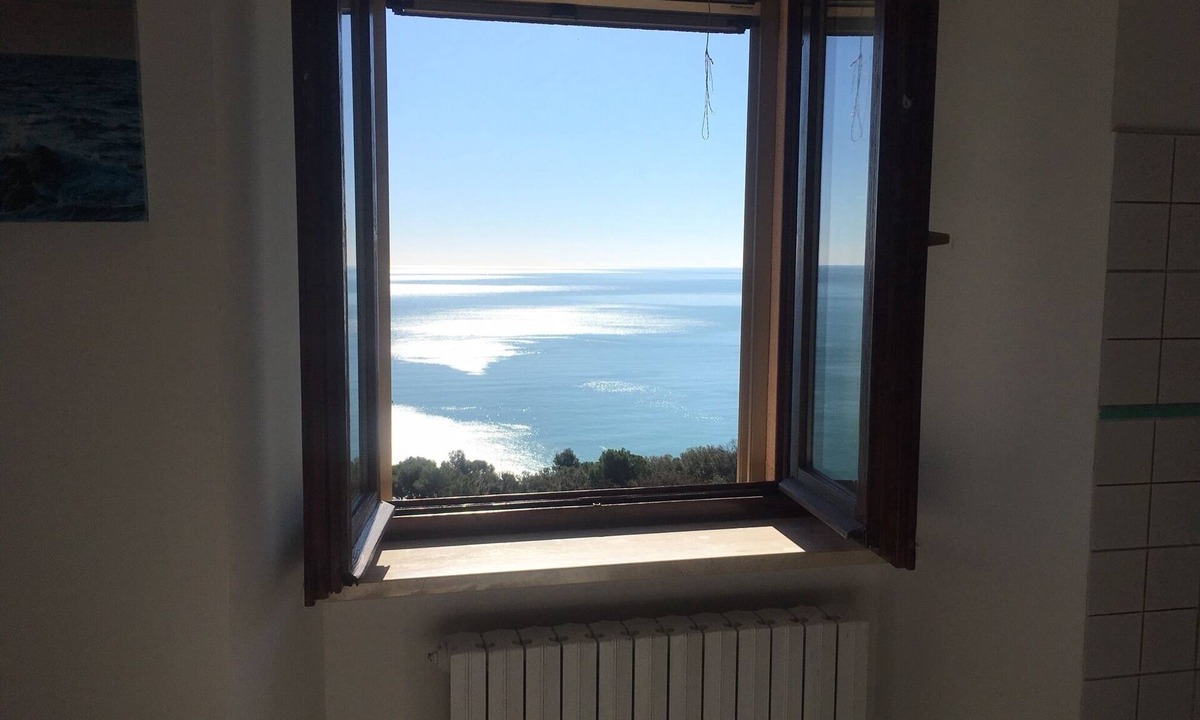Sirolo Apartment | Mono sea view historic center