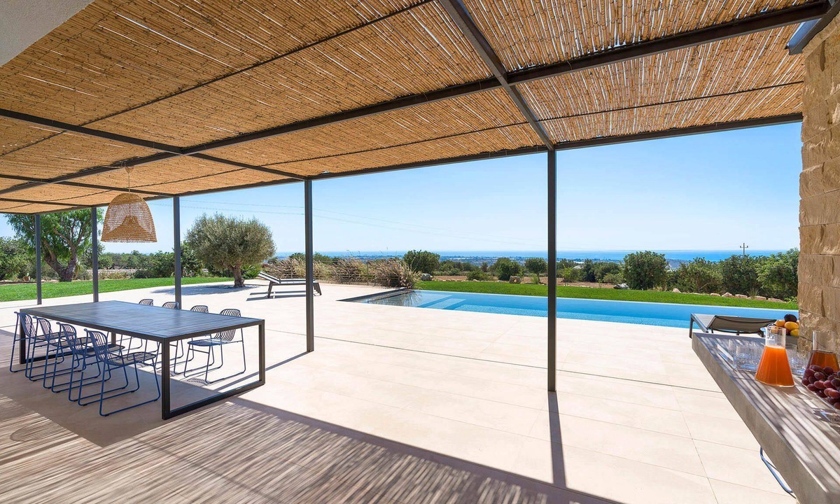 Scicli Villa | My Rental Homes - Villa Campo Verde with pool, garden, sea view