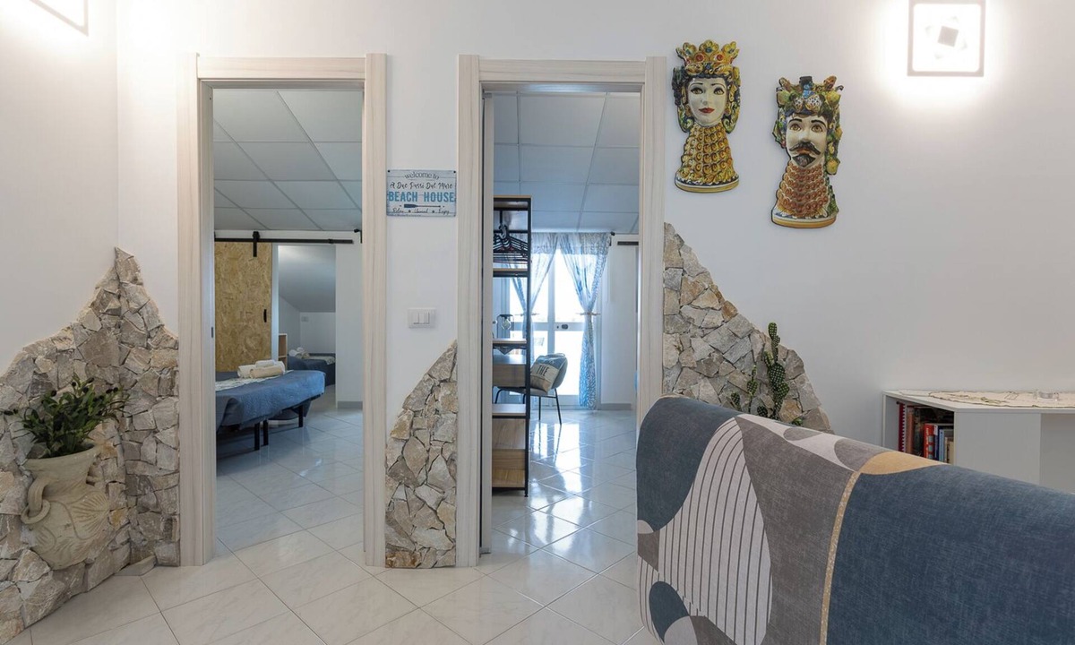 Marina di Ragusa Apartment | NEAR THE SEA Panoramic and central location of the house.