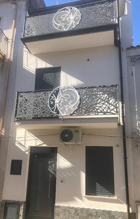 Capri Leone Apartment | Nel borgo di Capri Leone