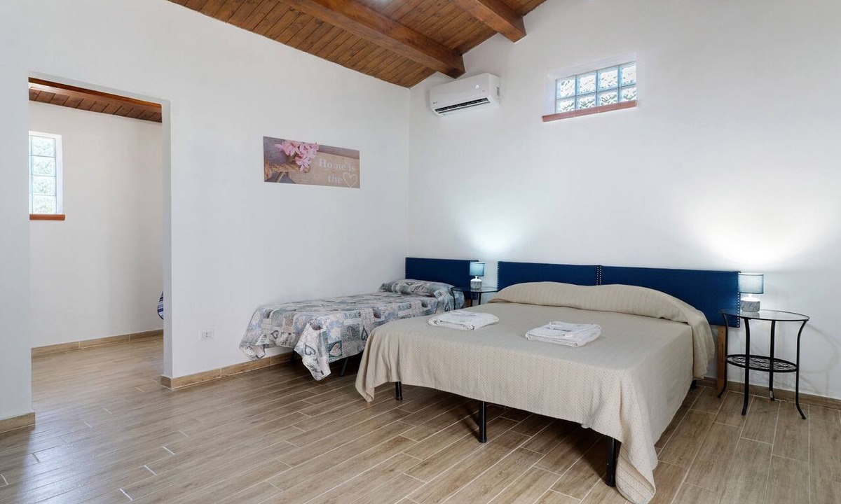 Villalba Apartment | NEW LIFE Villalba Resort – Apartment '106' with Shared Terrace, Wi-Fi & Air Conditioning
