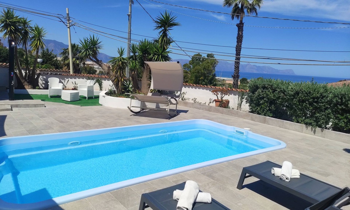 Balestrate House | NEW Swimming pool with sea view, great location between Palermo & Trapani,