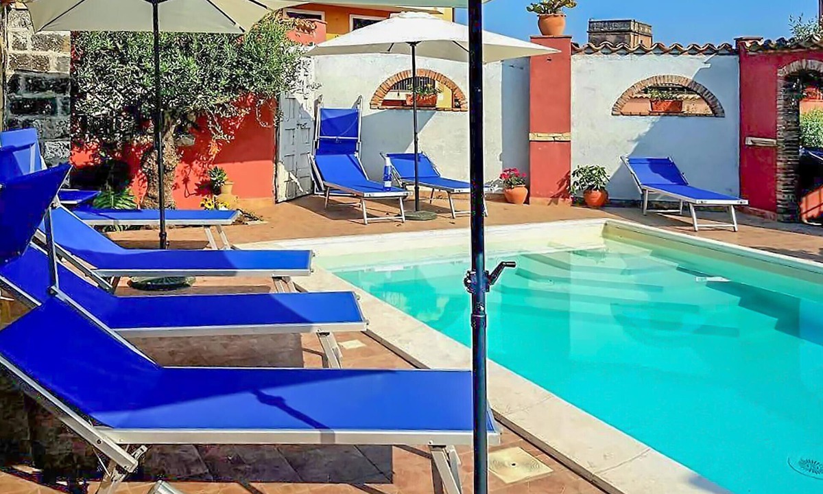 Santa Venerina House | Nice home in Santa Venerina with house a mountain view