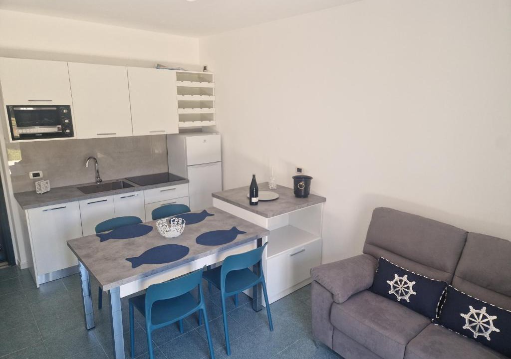 Sant'Andrea Apostolo dello Ionio Apartment | Nina's house , di Carolina 300 dal mare