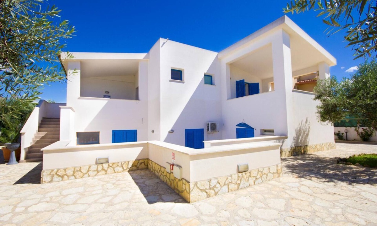 Marsala Bed & Breakfast | Non-refundable Quadruple Room