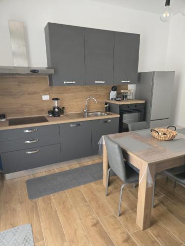 Isola delle Femmine Apartment | Nonna Franca GuestHouse