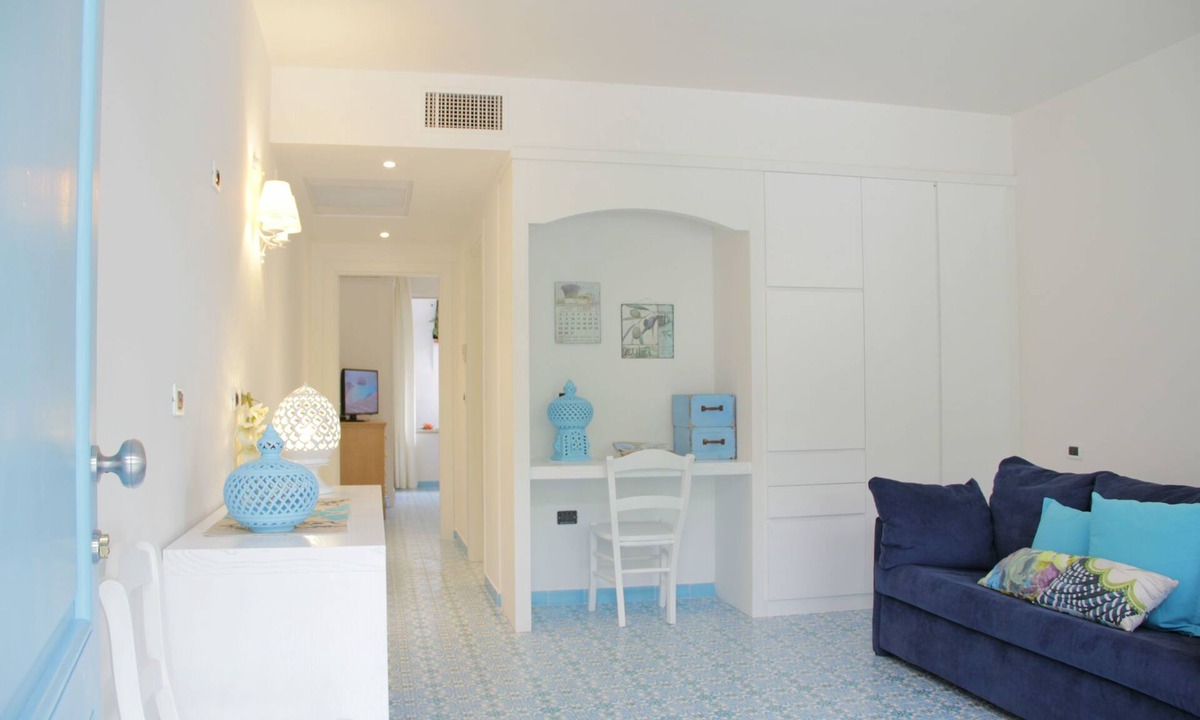 Laura Hotel | Oleandri Resort