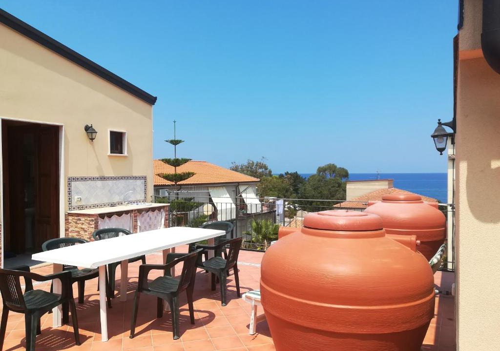 Marina di Caronia House | One bedroom house at Marina di Caronia 200 m away from the beach with sea view furnished terrace and wifi