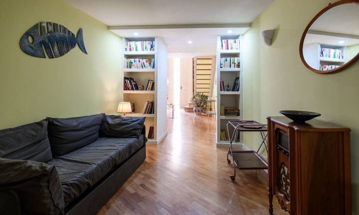 Quartieri Spagnoli Apartment | Orabon Suite By Dimorra