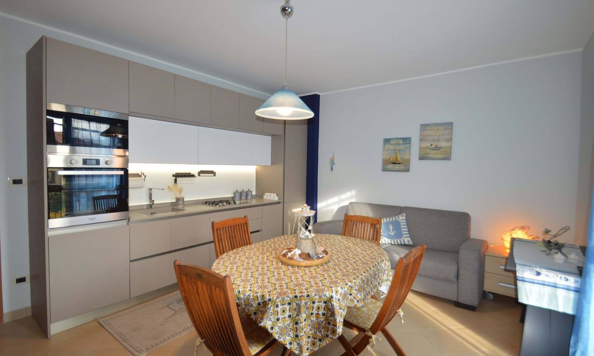 Sant'Anna Apartment | Orchidea2 - Apartment in residence a few steps from the beach and with shared pool