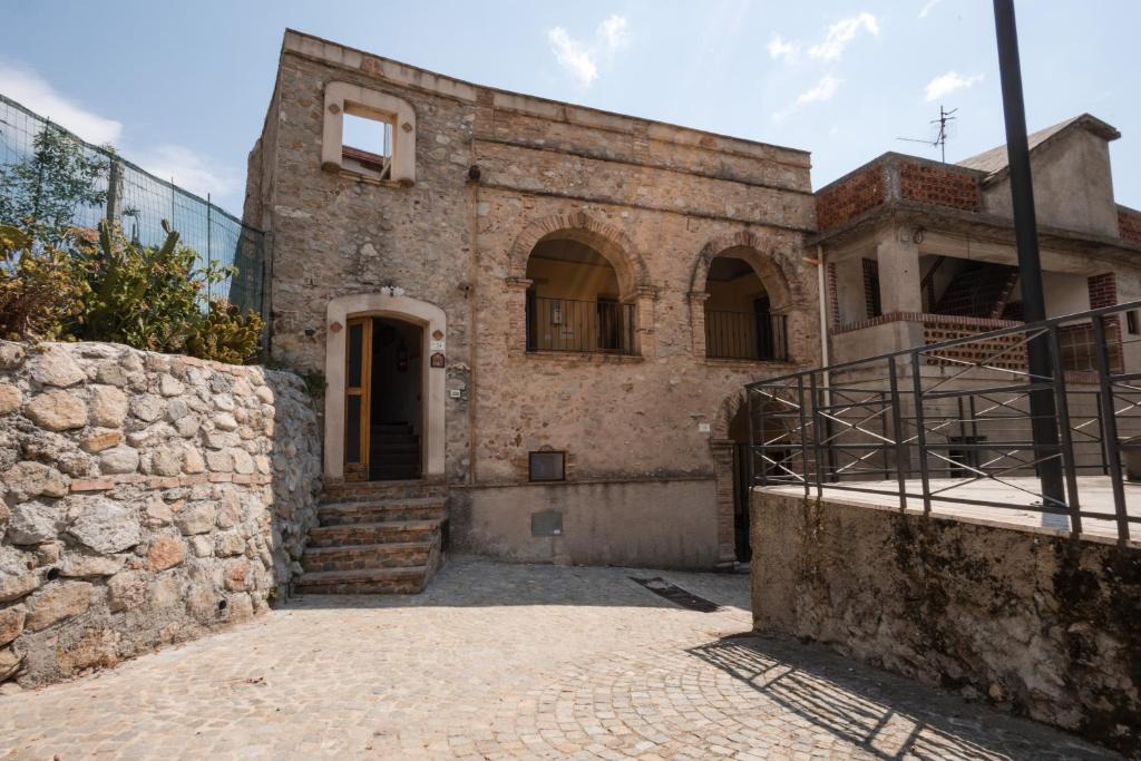 Camini Apartment | Ospitalità diffusa Jungi Mundu - Casa Accoglienza