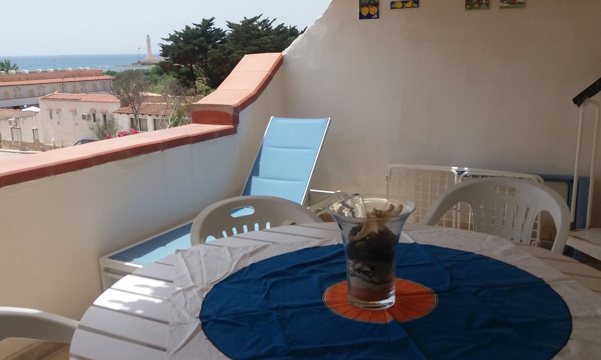Campobello di Mazara Apartment | Panoramic beachfront apartment in Kartibubbo village in Sicily