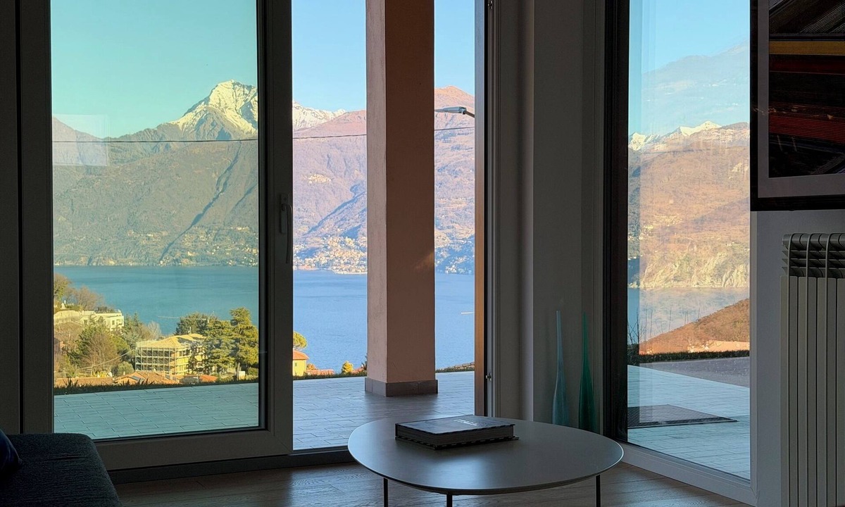 Menaggio Villa | Panoramic villa on Lake Como with garden and terrace for families, excursions & pets