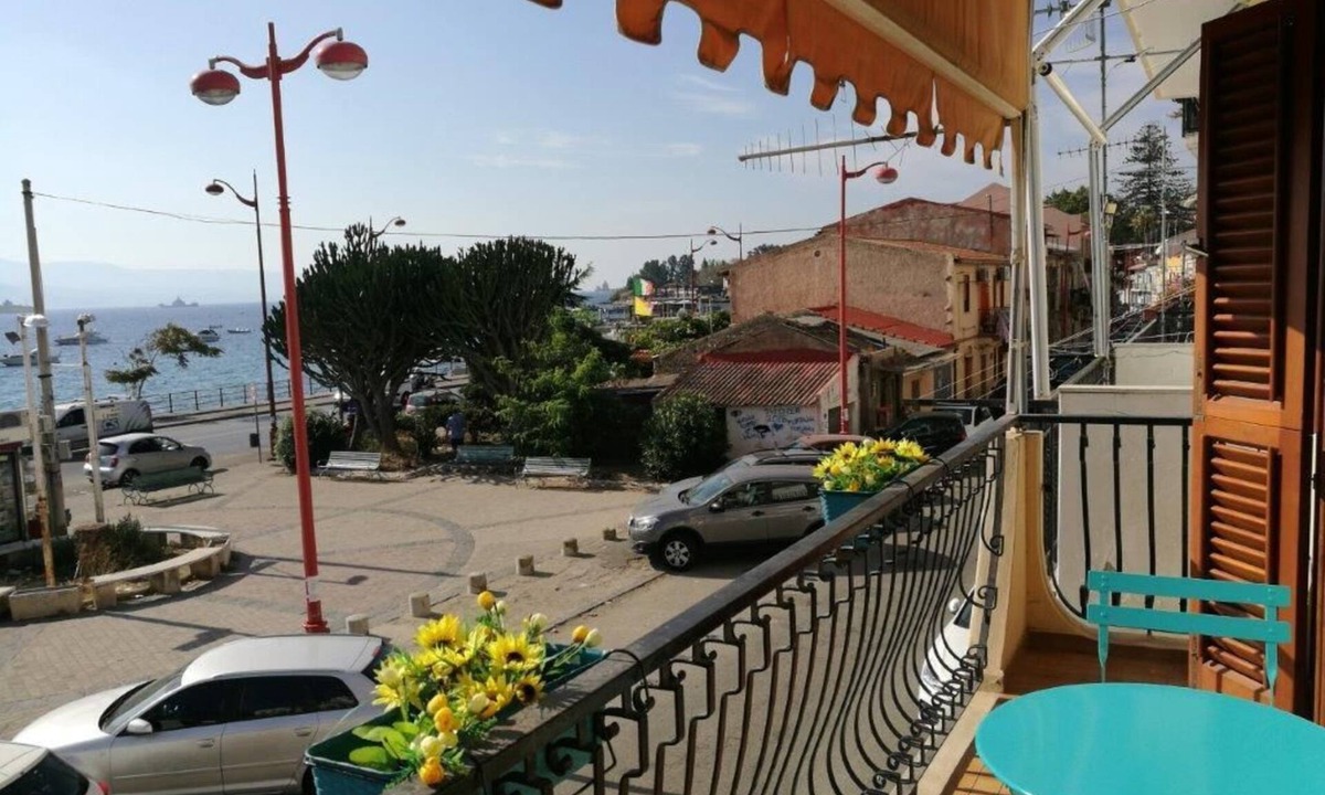 Province of Messina Apartment | Paradise House a stone's throw from the sea
