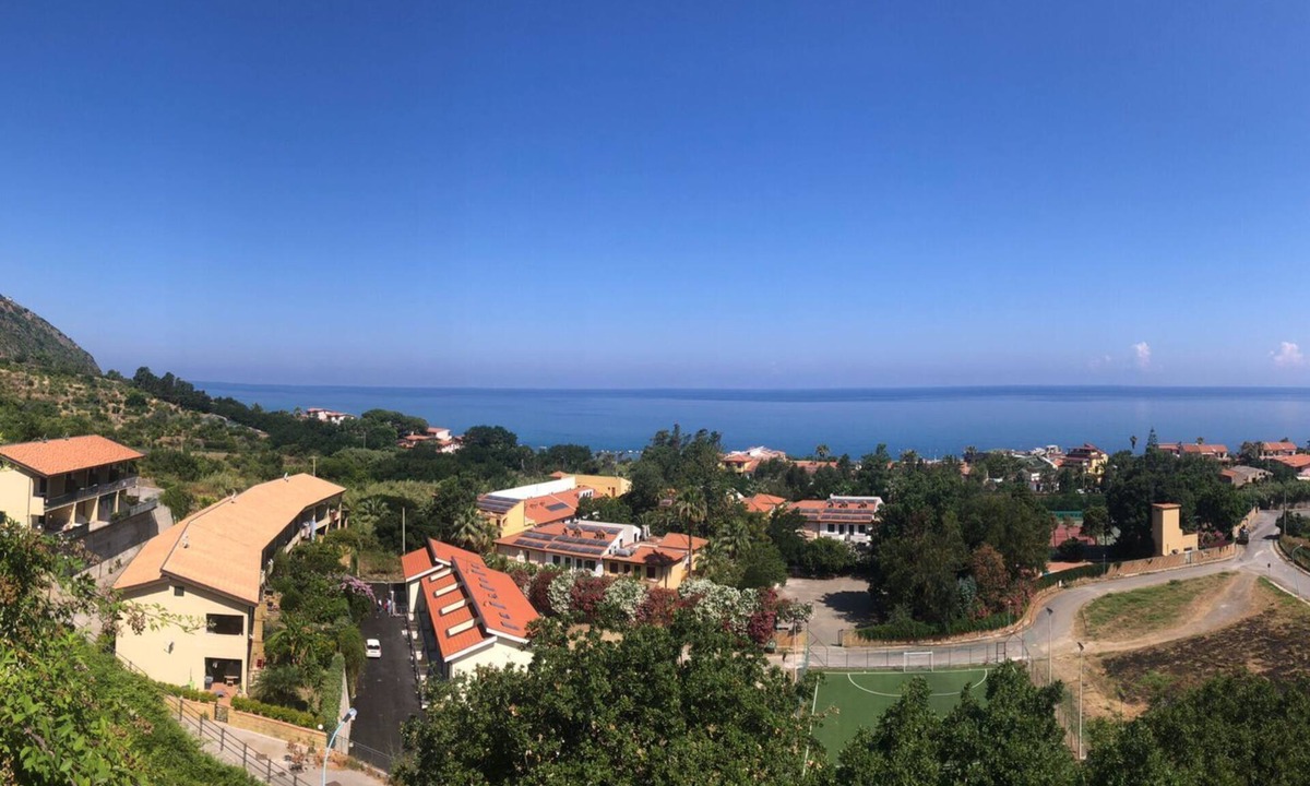Piraino House | Pet-Friendly Holiday Home Calanovella Mare with Garden