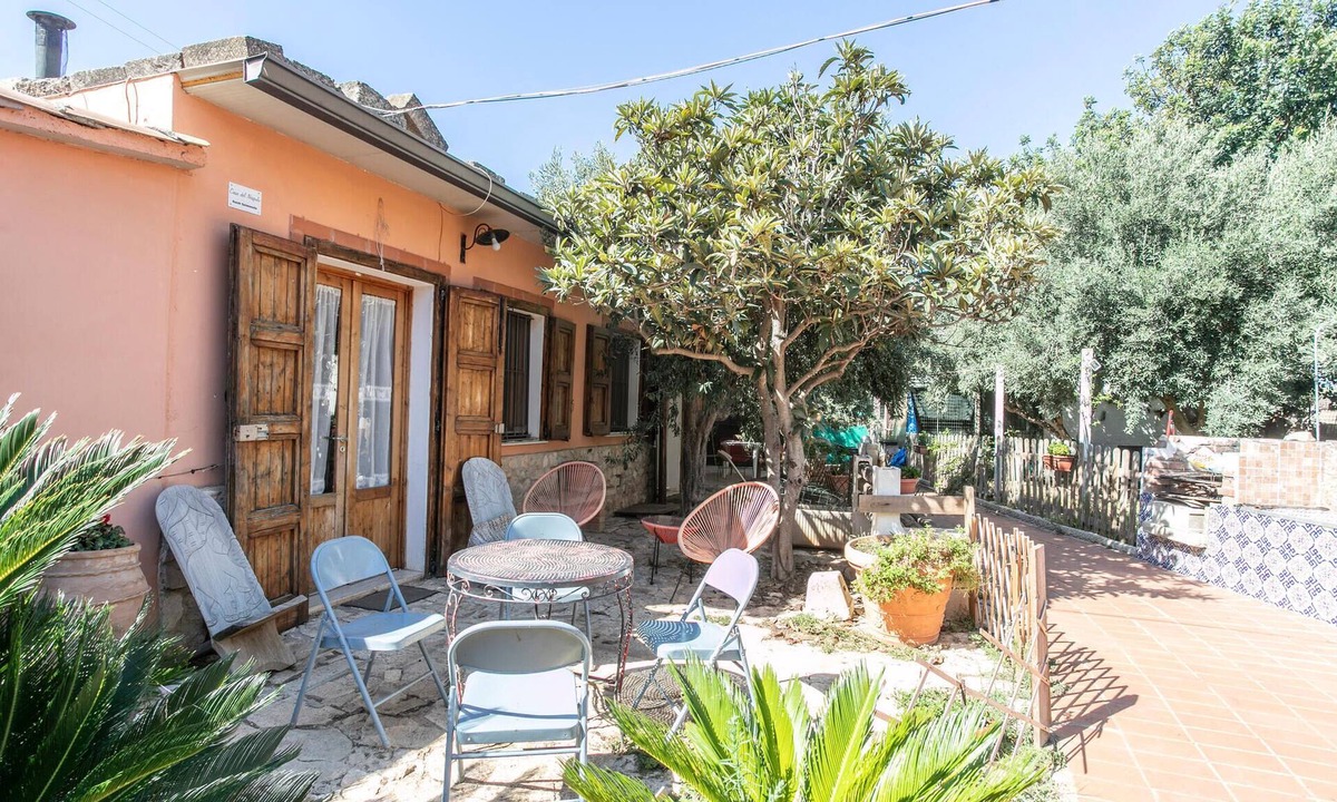 Donnafugata House | Pet friendly home in Ragusa with WiFi