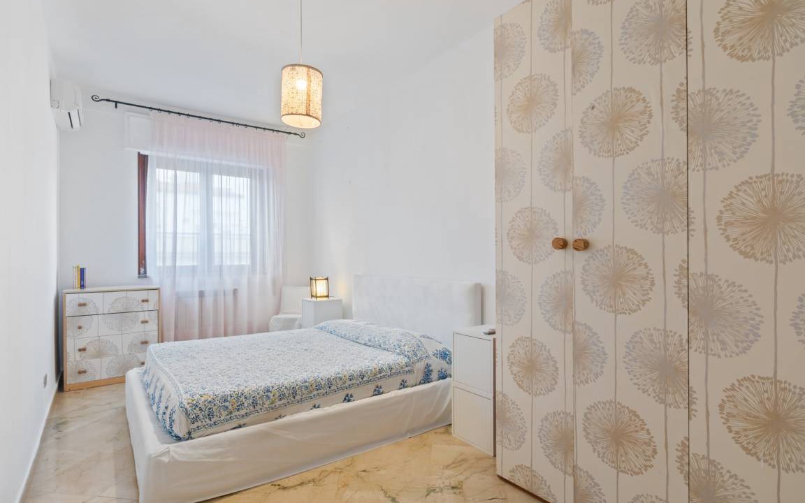 Borgo Vecchio Apartment | Politeama Lovely Apartment with Balcony