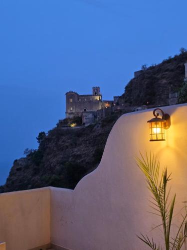 Savoca Apartment | Porta di Savoca