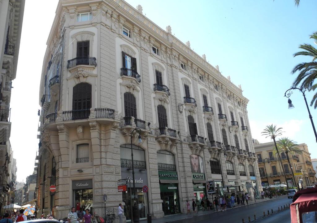 Castellammare Apartment | Prince Moncada