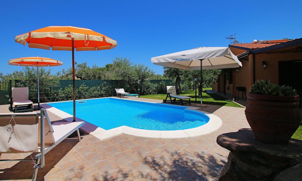 Garden Terrace Air Conditioning The Sea | Capo